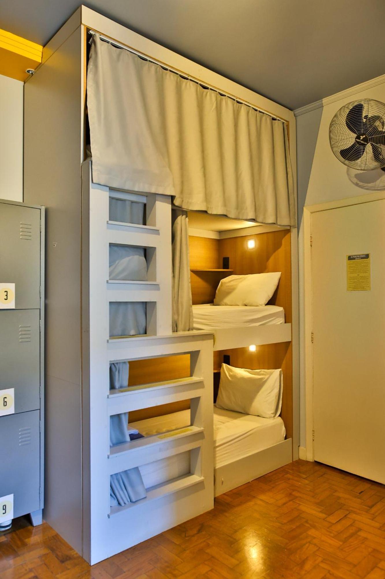 Lamparina Hostel